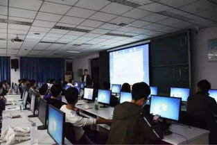 計算機技術培訓 與你同行，共赴卓越